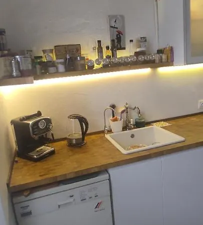 Romantic With Stunning Sea View Проживание в семье