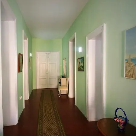 Romantic With Stunning Sea View 홈스테이