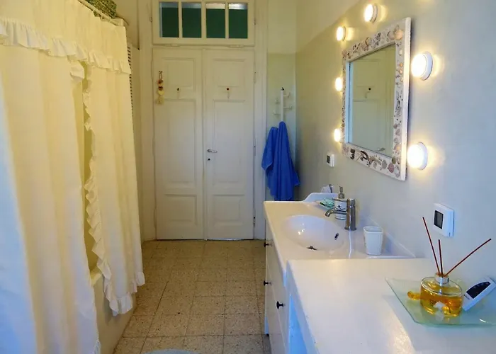 Privat bolig Romantic With Stunning Sea View *