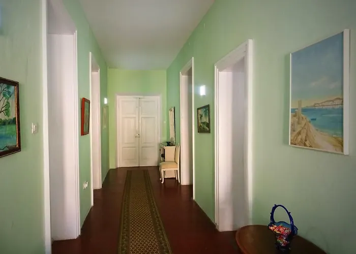 Romantic With Stunning Sea View Privat bolig